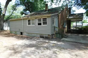 7 1st St, Laurinburg, NC 28352 - Photo 4