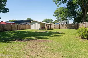 403 E Foy St, Richlands, NC 28574 - Photo 24