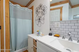 403 E Foy St, Richlands, NC 28574 - Photo 16