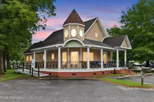 420 S Main St, Laurinburg, NC 28352 - Photo 1