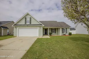 196 Lochwood Dr, Raeford, NC 28376 - Photo 1