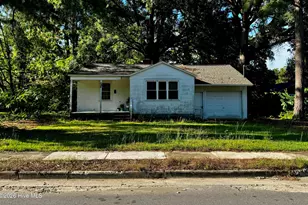 605 Dixon St, Kinston, NC 28501 - Photo 16