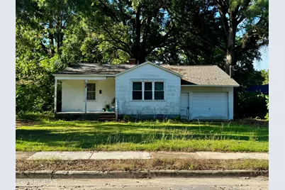 605 Dixon Street, Kinston, NC 28501 - Photo 1