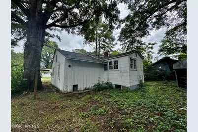 605 Dixon Street, Kinston, NC 28501 - Photo 14