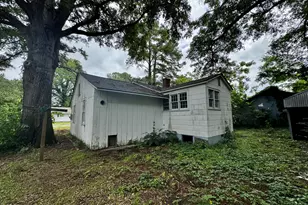 605 Dixon St, Kinston, NC 28501 - Photo 14