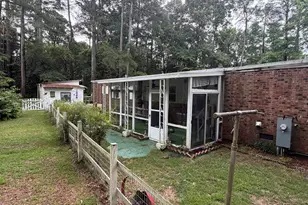 402 Pelletier St, La Grange, NC 28551 - Photo 8