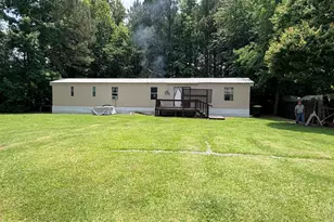 110 Maple Ln, Chadbourn, NC 28431 - Photo 2