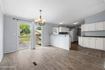 293 Laughing Gull Court SW, Shallotte, NC 28470 - Photo 6