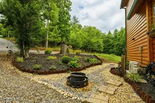 680 Deerfield Dr, Murphy, NC 28906 - Photo 10