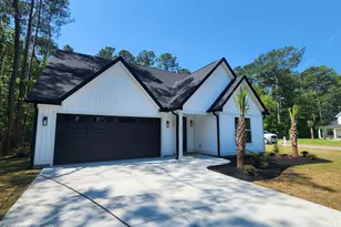 556 Briarwood Dr NW, Calabash, NC 28467 - Photo 2