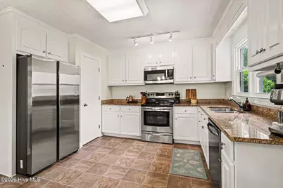 1607 Munroe Lane, Goldsboro, NC 27534 - Photo 8