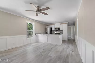 2740 Ocean View Avenue SW, Supply, NC 28462 - Photo 8
