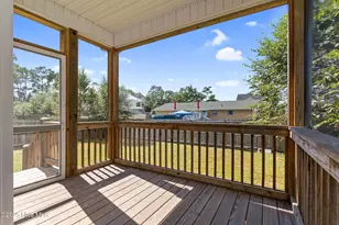 319 NE 61st St, Oak Island, NC 28465 - Photo 30