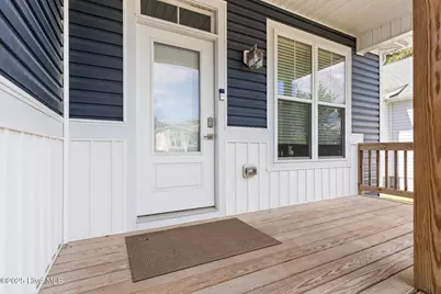 319 NE 61st Street, Oak Island, NC 28465 - Photo 4