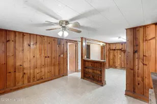 343 W Stevens St, Wallace, NC 28466 - Photo 12