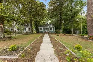 325 N 23rd St, Wilmington, NC 28405 - Photo 2