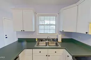 7410 Milan Ct, Wilmington, NC 28411 - Photo 6