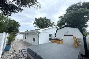 113 NW 12th St, Oak Island, NC 28465 - Photo 20