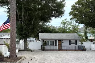 113 NW 12th St, Oak Island, NC 28465 - Photo 30