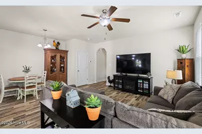 621 Winfall Drive, Holly Ridge, NC 28445 - Photo 10