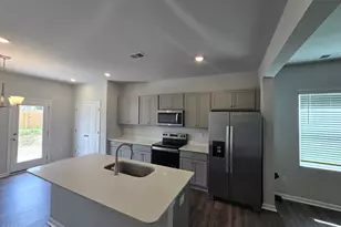 517 Sandy Holw Dr, Jacksonville, NC 28540 - Photo 4