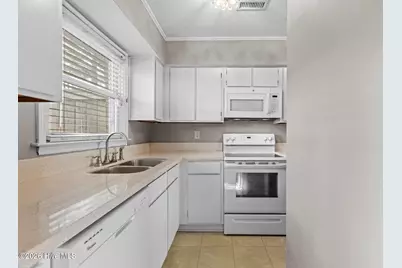 101 David Drive #B15, Greenville, NC 27858 - Photo 16