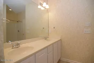 2227 Locksley Woods Dr, Greenville, NC 27858 - Photo 10