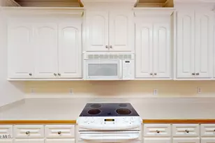 203 Sevendales Dr, Goldsboro, NC 27534 - Photo 18