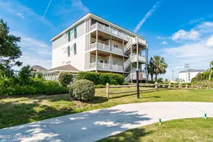 112 Oakleaf Dr, Pine Knoll Shores, NC 28512 - Photo 54
