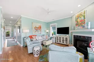 112 Oakleaf Dr, Pine Knoll Shores, NC 28512 - Photo 10