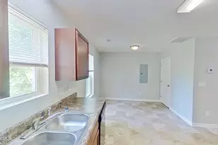 812 S 5th Ave, Wilmington, NC 28401 - Photo 8