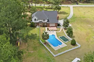 4076 Mobleys Bridge Rd, Grimesland, NC 27837 - Photo 8