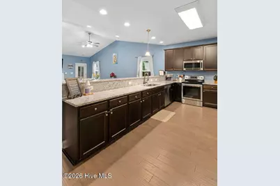 502 Bluff View Lane, Swansboro, NC 28584 - Photo 8