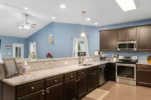 502 Bluff View Ln, Swansboro, NC 28584 - Photo 8