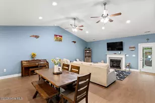 502 Bluff View Ln, Swansboro, NC 28584 - Photo 12