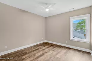 152 NE 1st St, Oak Island, NC 28465 - Photo 28