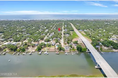152 NE 1st Street, Oak Island, NC 28465 - Photo 38