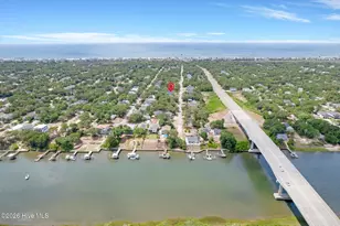 152 NE 1st St, Oak Island, NC 28465 - Photo 38