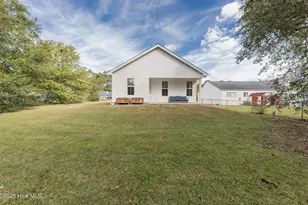 111 Hampton Ct, Jacksonville, NC 28546 - Photo 30