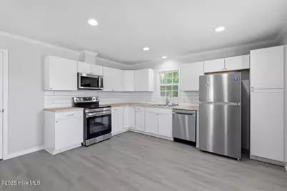 307 Shipmans Pike, Jacksonville, NC 28546 - Photo 6