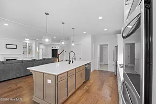 293 Jackline Dr, Hampstead, NC 28443 - Photo 2
