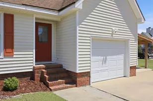 303 Plateau Dr, Greenville, NC 27858 - Photo 4
