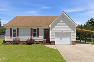 303 Plateau Dr, Greenville, NC 27858 - Photo 2
