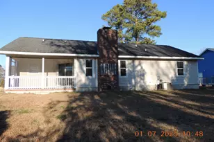 2439 Saddleridge Dr, Piney Green, NC 28544 - Photo 2