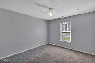 1081 W Pueblo Dr, Jacksonville, NC 28546 - Photo 14