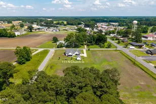 111 N Church St, Newton Grove, NC 28366 - Photo 36