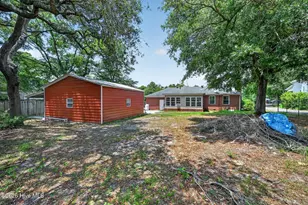 511 W St George St, Southport, NC 28461 - Photo 2