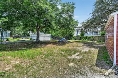 511 W St George Street, Southport, NC 28461 - Photo 18