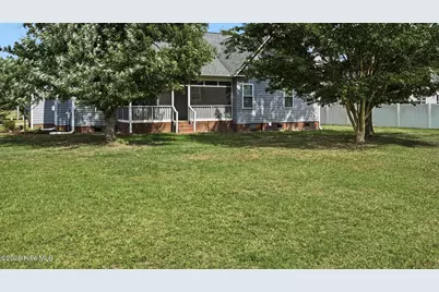 618 Broadmoor Court, Grimesland, NC 27837 - Photo 6