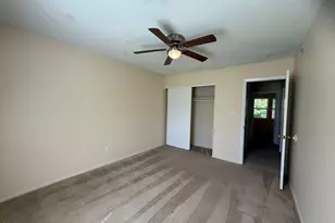 136 Village Ct, Jacksonville, NC 28546 - Photo 2
